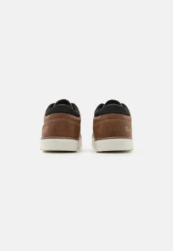 Pier One Sneakers BasseCognac Uomo Sneaker PI912O053-O11 -Negozio online Pier One Italia c179352cbf354ec887f25290834dd5a5 scaled