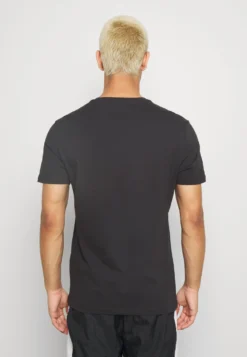 Pier One 7 Pack - T-Shirt Basic - Black 9 Pier One 7 Pack - T-Shirt Basic - Black -Negozio online Pier One Italia c239e8a3e78042a8accd19b3ccbc3f93 scaled