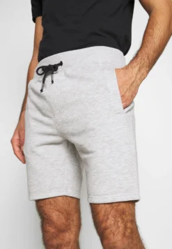 Pier One Pantaloni Sportivi - Light Grey -Negozio online Pier One Italia c47adb4929654a88b0587a562b076f1d scaled