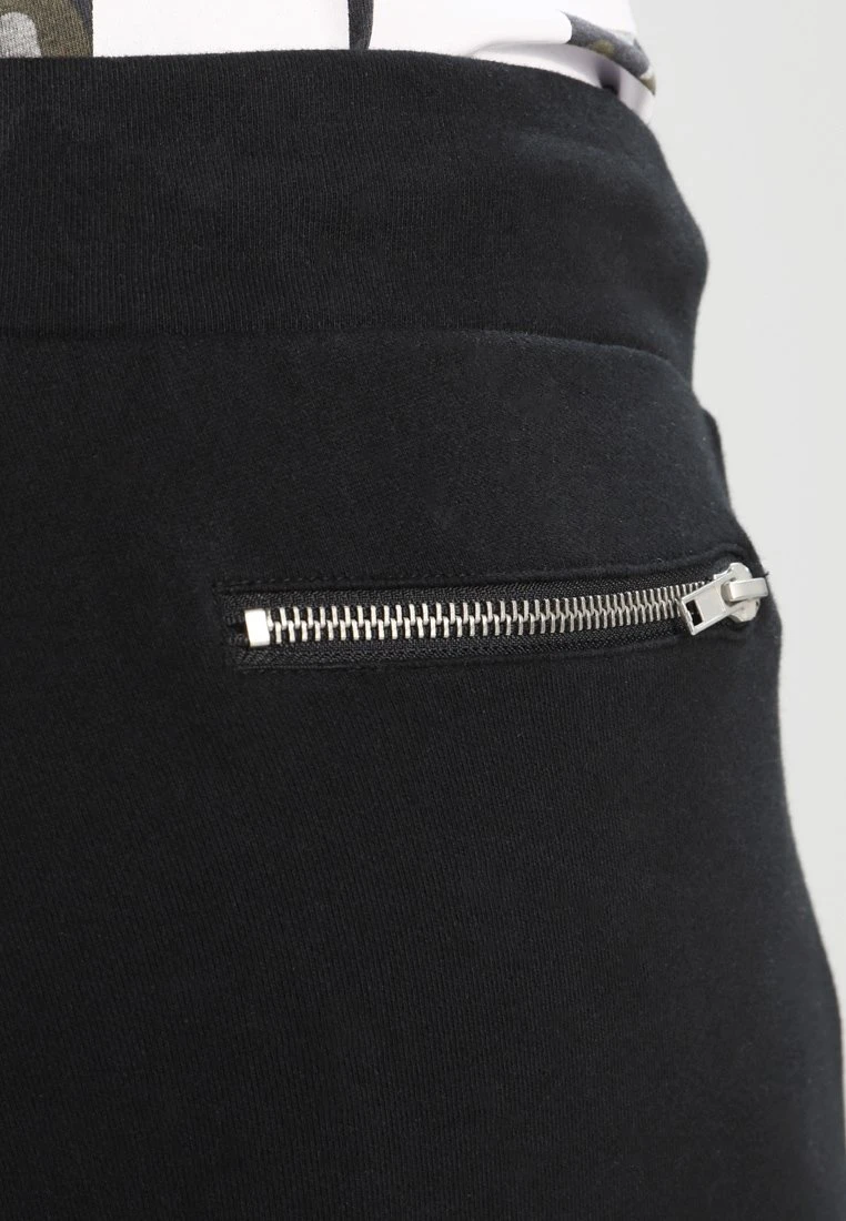 Pier One Biker JoggerPantaloni SportiviBlack Uomo Pantaloni Sportivi E Joggers PI922E03L-Q11 4 Pier One Biker JoggerPantaloni SportiviBlack Uomo Pantaloni Sportivi E Joggers PI922E03L-Q11 - immagine 4