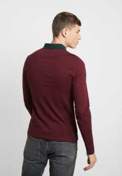 Pier One Muscle FitPoloBordeaux Uomo T-shirt E Polo PI922P04G-G11 -Negozio online Pier One Italia d1846c2f89594bf0ab3bedf8e5f62f1a scaled