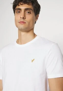 Pier One 3 PackT-Shirt BasicWhite, Black, Dark Green Uomo T-shirt E Polo PI922O0YA-A11 -Negozio online Pier One Italia d2dd124cbeaf4ed78917bac7df867567 scaled