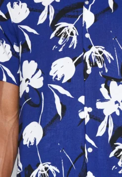 Pier One CamiciaDark Blue Uomo Camicie PI922D0CX-K11 -Negozio online Pier One Italia d4862873930c402e948ecebaff132c8d scaled