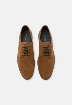 Pier One LeatherStringateCognac Uomo Scarpe Con I Lacci PI912M0DG-O11 9 Pier One LeatherStringateCognac Uomo Scarpe Con I Lacci PI912M0DG-O11 -Negozio online Pier One Italia d5bd84177bae4463bc48b9d4edd2137e scaled