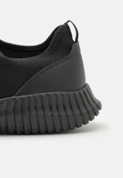 Pier One Sneakers BasseBlack Uomo Sneaker PI915O025-Q11 -Negozio online Pier One Italia da21a0204b9943a1b0a5be03e6d2430f scaled