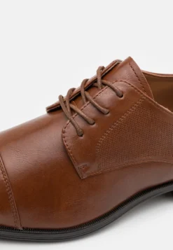 Pier One Stringate - Tan 11 Pier One Stringate - Tan -Negozio online Pier One Italia ddd20fd106f84a83a55fed5e71a76901 scaled