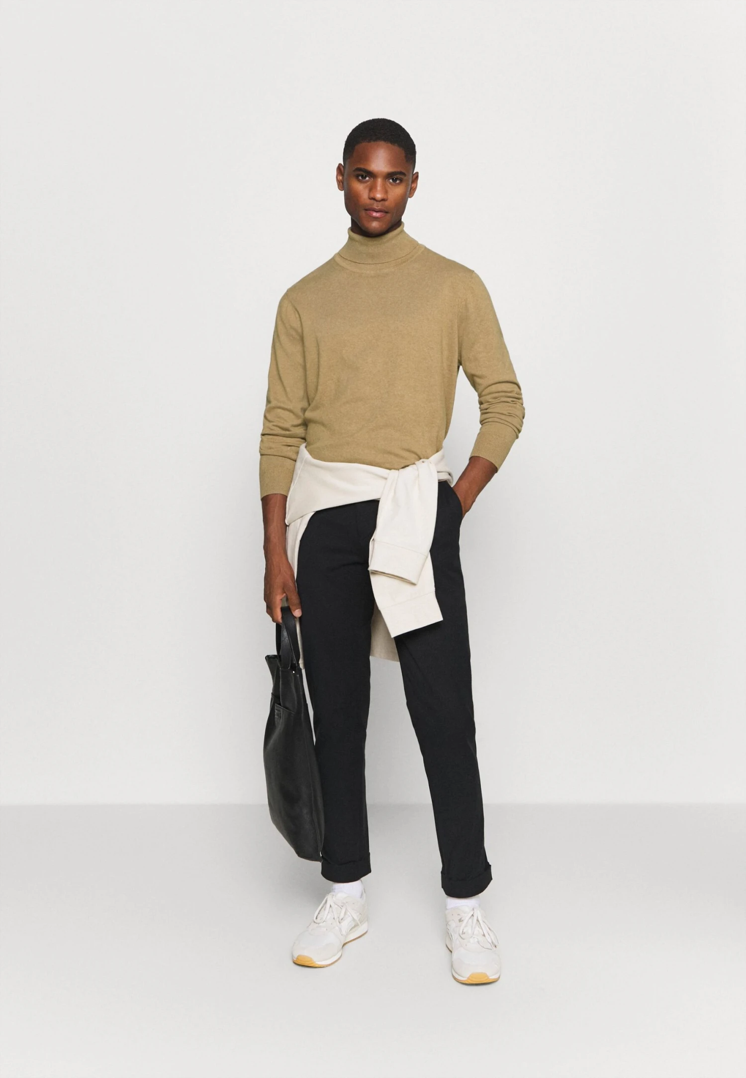 Pier One MaglioneCamel Uomo Maglieria PI922Q01E-B11 2 Pier One MaglioneCamel Uomo Maglieria PI922Q01E-B11 - immagine 2