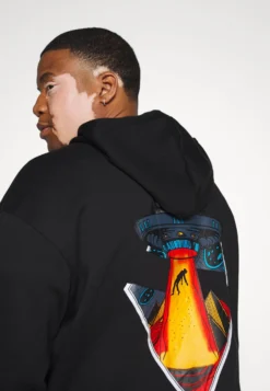 Pier One Felpa Con CappuccioBlack Uomo Maglieria E Felpe PI922S0AX-Q11 10 Pier One Felpa Con CappuccioBlack Uomo Maglieria E Felpe PI922S0AX-Q11 -Negozio online Pier One Italia e1216f4c7809446fa17df0ea7986a9fc scaled