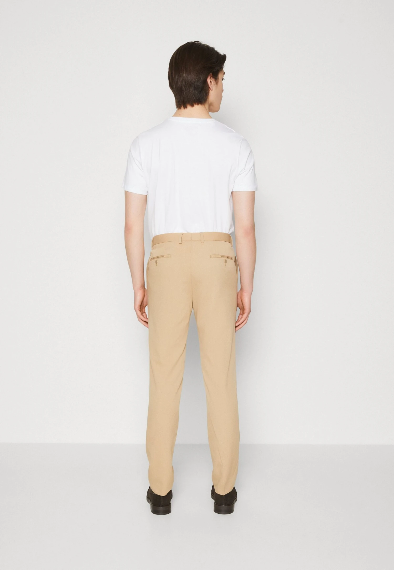 Pier One PantaloniBeige Uomo Completi E Cravatte PI922E057-B11 3 Pier One PantaloniBeige Uomo Completi E Cravatte PI922E057-B11 - immagine 3