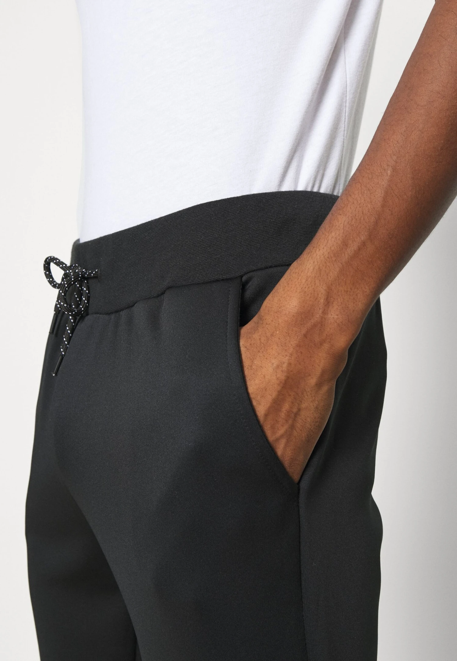 Pier One Pantaloni SportiviBlack Uomo Pantaloni PI922E03Q-Q11 5 Pier One Pantaloni SportiviBlack Uomo Pantaloni PI922E03Q-Q11 - immagine 5