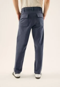 Pier One ChinoDark Blue Uomo Pantaloni PI922E05G-K11 -Negozio online Pier One Italia e91300b7193446adaf2ed20b446d0cb2 scaled