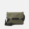 Pier One Borsa A TracollaOlive Uomo Borse PI952H06R-N11