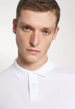 Pier One 3 PackPoloBlack/Dark Blue/White Uomo T-shirt E Polo PI922P05T-Q11 -Negozio online Pier One Italia ec5cb67cff564cebb94e13c0e4f7e104 scaled