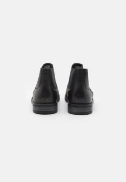 Pier One StivalettiBlack Uomo Stivaletti/Stivali PI912K0CD-Q11 -Negozio online Pier One Italia efff5c8459ca431a9acf27fd32ba3056 scaled