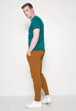 Pier One Pantaloni SportiviCamel Uomo Pantaloni Sportivi E Joggers PI922E03I-B13 9 Pier One Pantaloni SportiviCamel Uomo Pantaloni Sportivi E Joggers PI922E03I-B13 -Negozio online Pier One Italia f1f9ec166d6a45e0ae1358f9bdd8a189 scaled