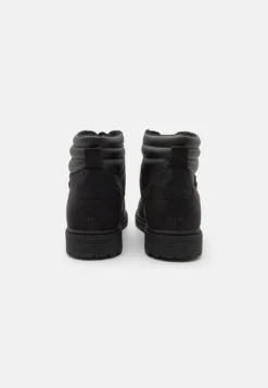 Pier One Stivaletti StringatiBlack Uomo Stivaletti/Stivali PI912K0BR-Q11 -Negozio online Pier One Italia f9c7bde123124005859d30dee19e0c6b scaled