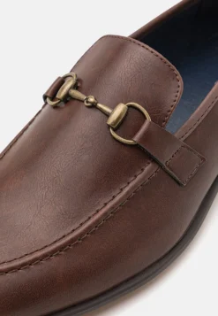 Pier One Scarpe Senza LacciDark Brown Uomo Scarpe Basse PI912C0A5-O11 -Negozio online Pier One Italia fc47869d7b9b407a8e6113dd7eaf3510 scaled