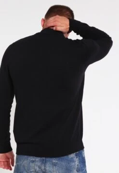 Pier One MaglioneBlack Uomo Maglieria PI922Q068-Q11 -Negozio online Pier One Italia fe9b36f981b5453893b939f847e37a97